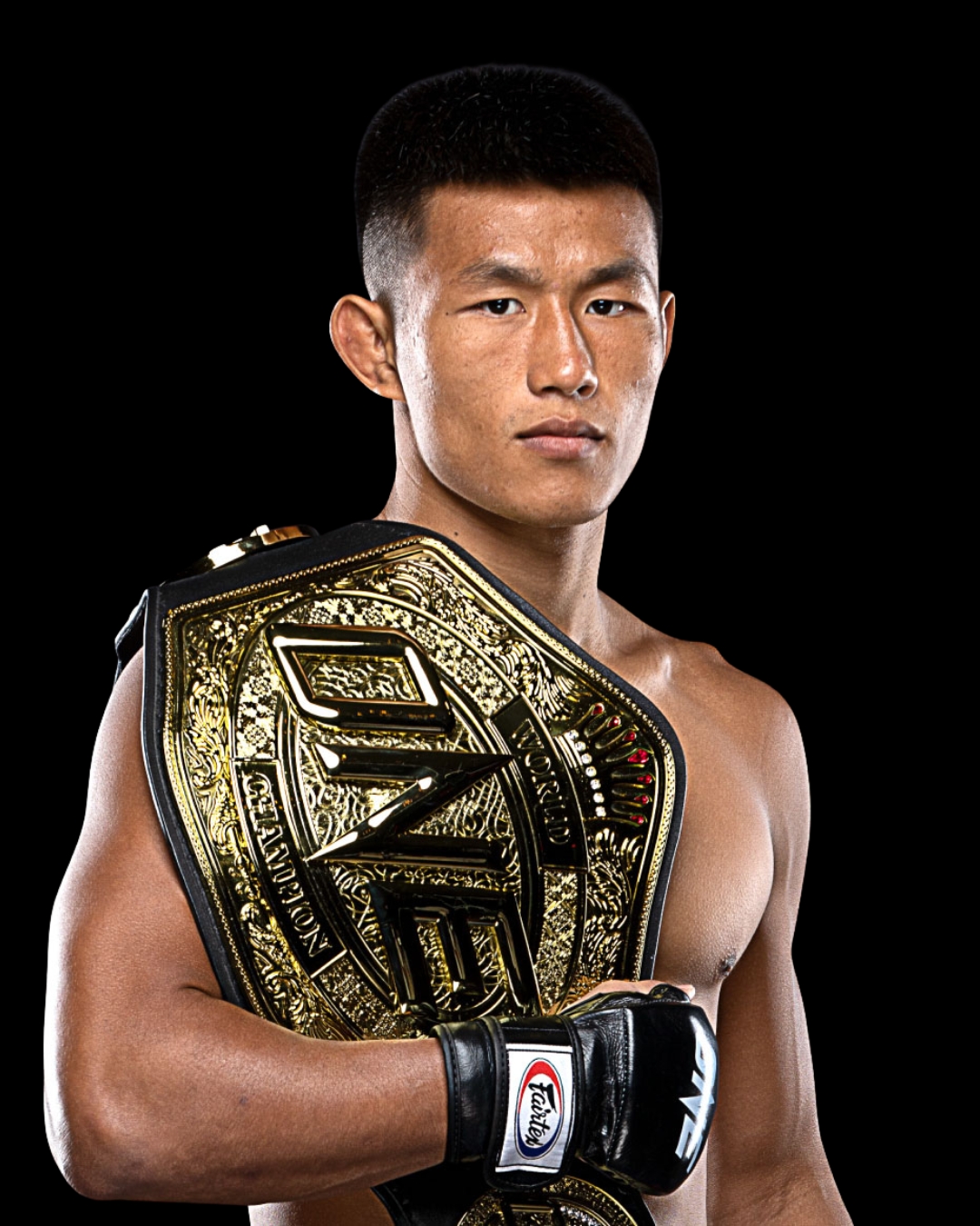Tang Kai with the One Championship featherweight title belt